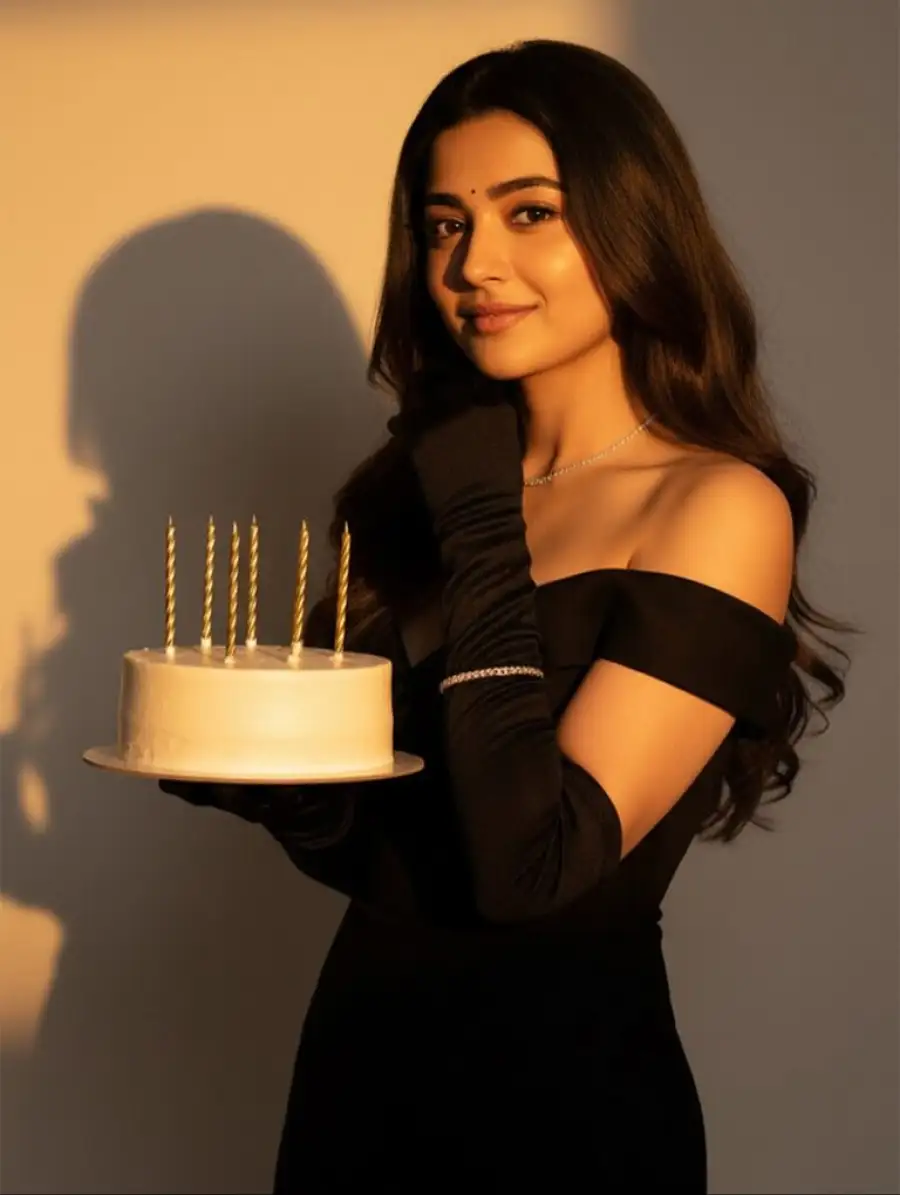 Gemini Birthday  She Is Wearing An Elegant Prompts - AI photo editing prompt image